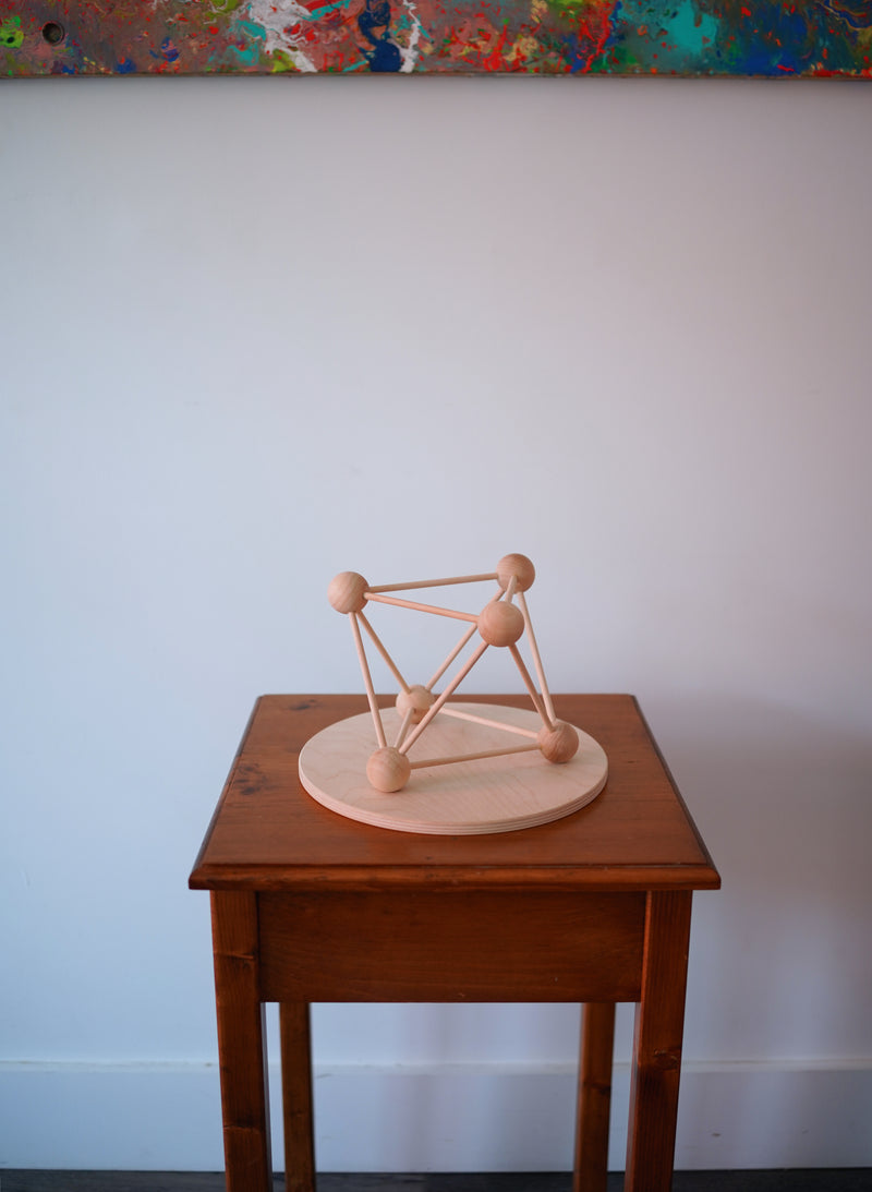 Midway or Small Geometric Stand – Eight Planes