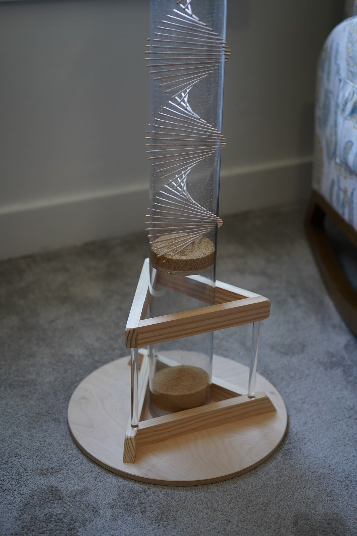 extra large spiral sounds Rainstick Dreams Stand keeps your xl rainstick standing tall and safe. Keep your rainstick upright with a stand! The stand is collapsible and portable. It comes with a tote to carry it anywhere.